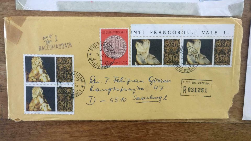 Vatikan Post Rom Briefmarken in Hillesheim am Rhein