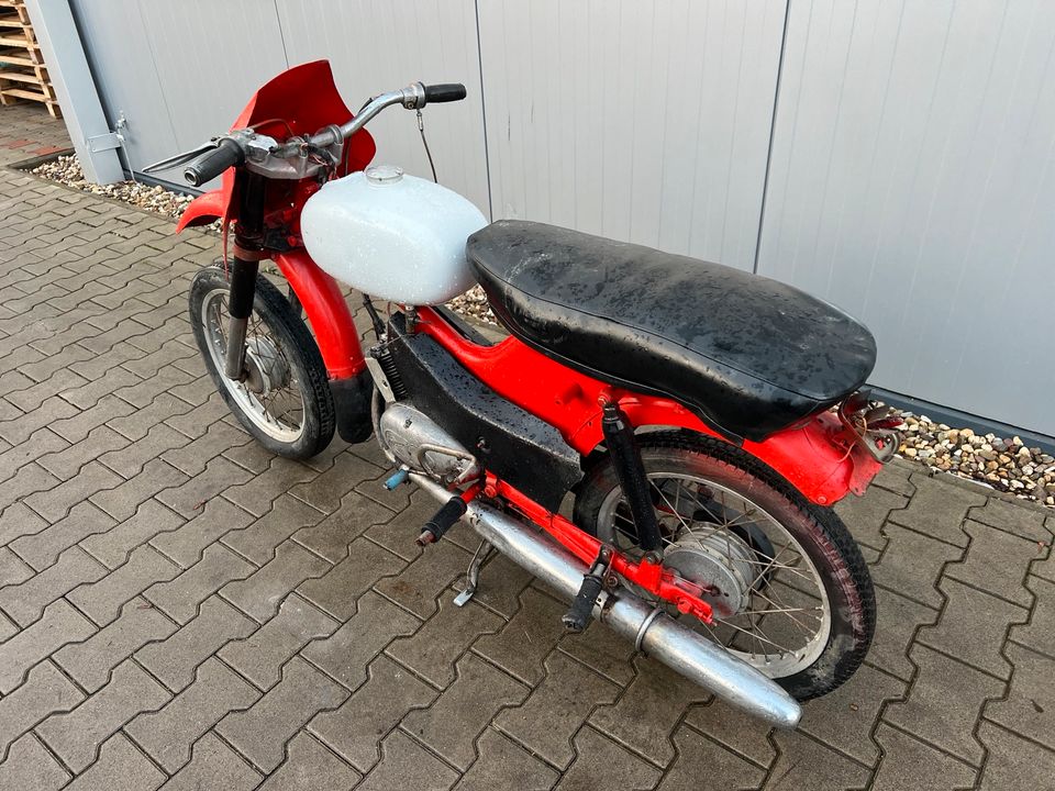 Simson Star SR4-2 1965 Moped Mofa Roller IFA E8 in Osterweddingen