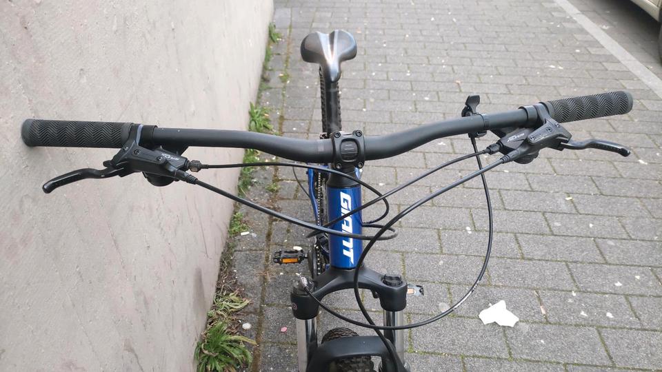 Giant Talon 27.5 MTB Fahrrad (Hydraulische Scheibenbremse) in Lahr (Schwarzwald)
