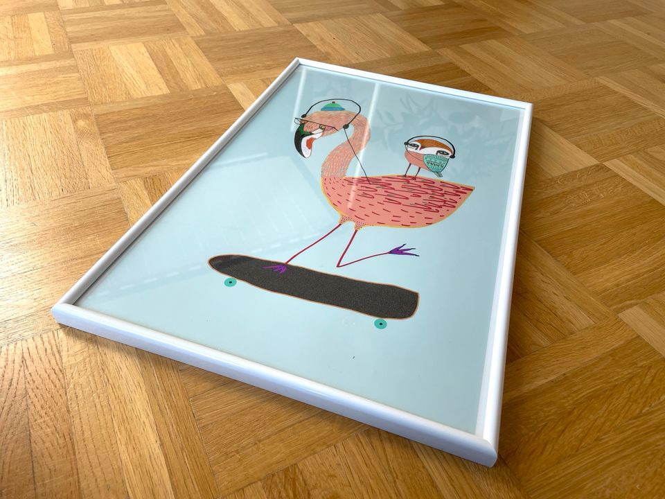 Flamingo & Owl - Juniqe Poster 45x30cm gerahmt Wandbild Eule Ikea in Berlin