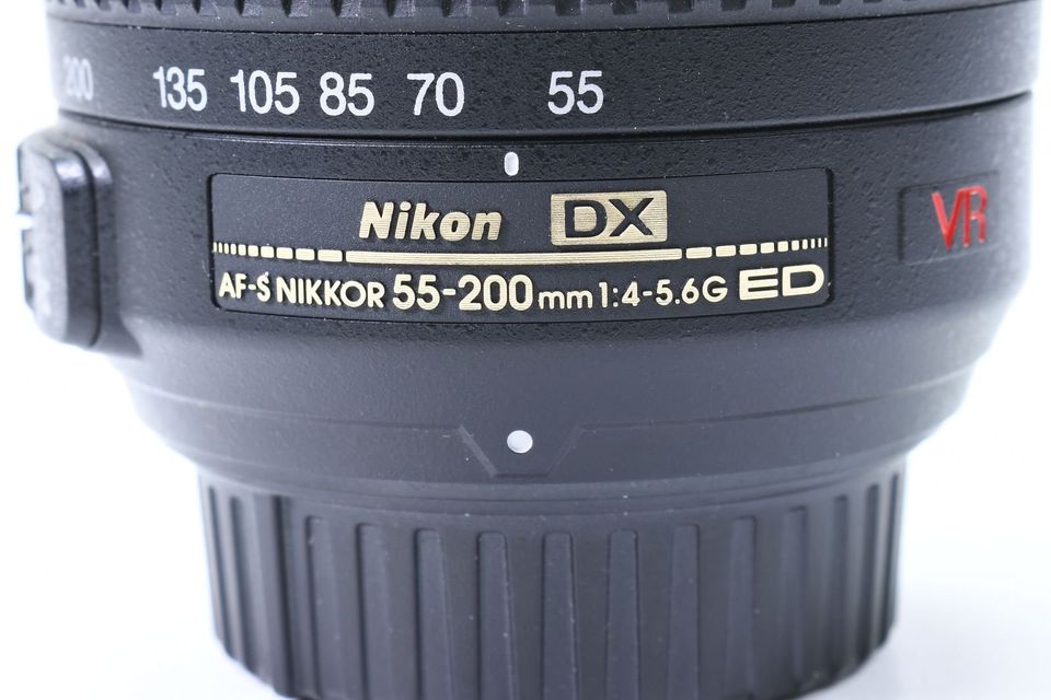 NIKON AF-S NIKKOR 55-200mm 1:4-5.6G, Zoomobjektiv, Ø52mm -LW32003 in Dresden