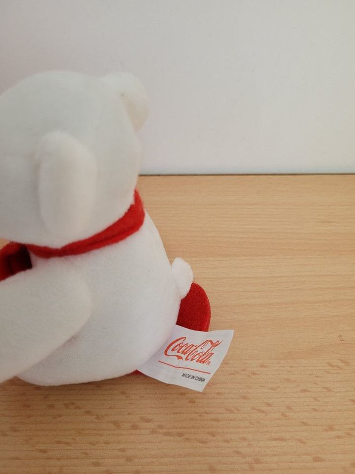 Coca-Cola - Eisbären mit Schlitten und Snowboard - Plüschtiere in Bad Honnef