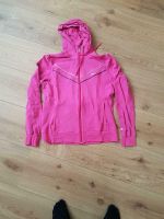 Pinke Trainingsjacke von Nike Bayern - Allershausen Vorschau