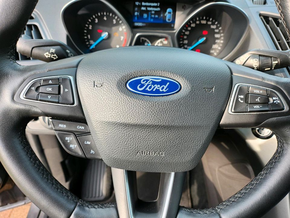 Ford Kuga Cool & Connect 1,5 4x2 Winter-Paket. Parkassistent..... in Grabowhöfe