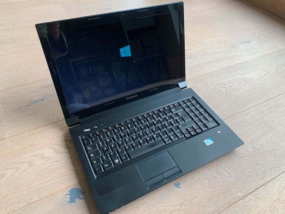 TOP//LENOVO✨B560 Notebook, 16,5“, 500GB HDD,6GB RAM✨ in Berlin