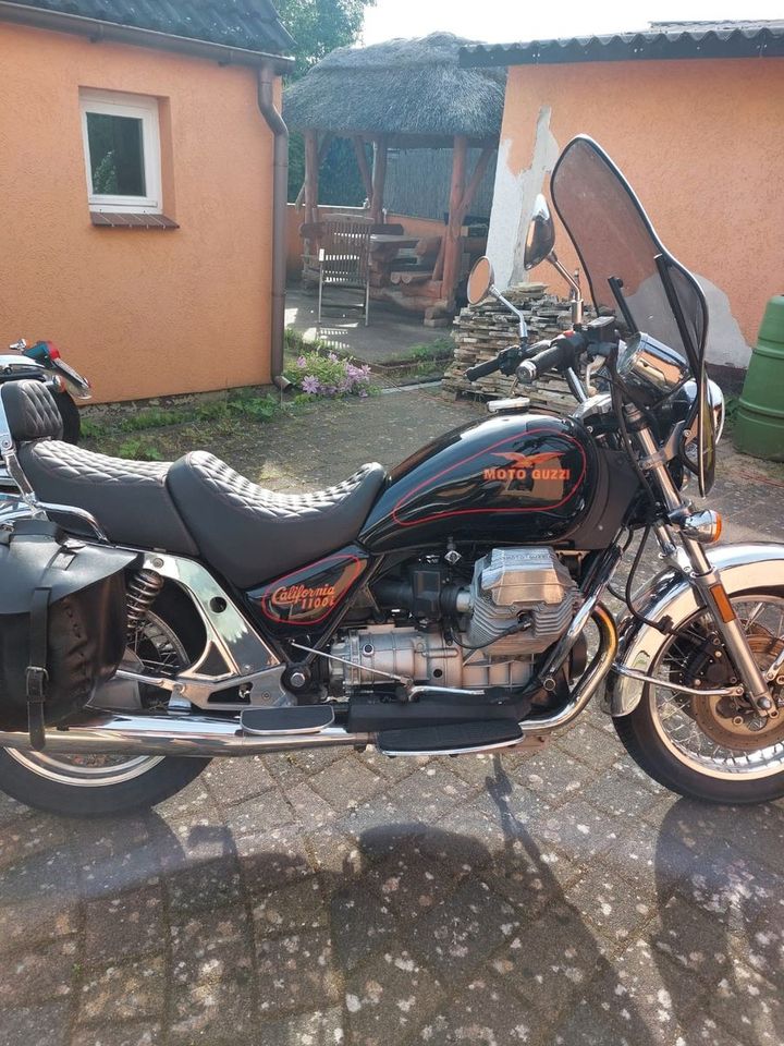 Moto Guzzi California 1100 i in Neumünster