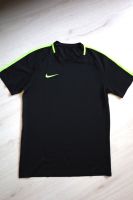 Nike Sport T-Shirt schwarz-neon Dri-Fit Gr M Nordrhein-Westfalen - Oberhausen Vorschau