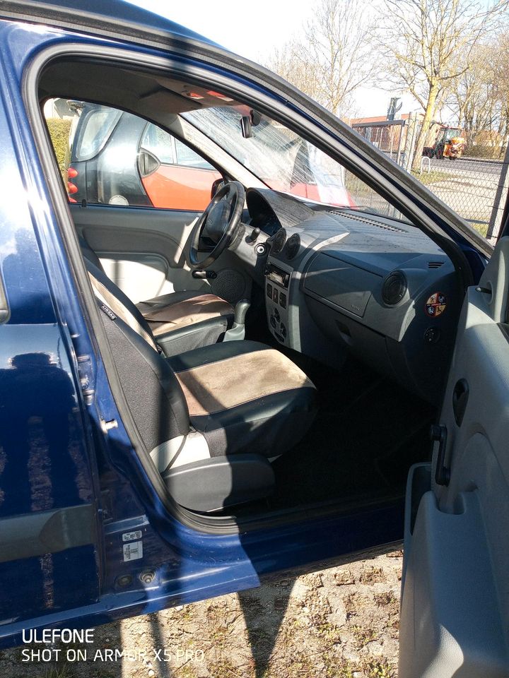 Dacia Logan MCV 1.4 Ambiance  AHK  Allwetterreifen in Anklam