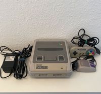 Super Nintendo Konsole mit Controller und Maus Hannover - Mitte Vorschau