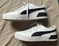 Sneaker von PUMA, Gr. 41, weiß mit schwarz Bielefeld - Heepen Vorschau