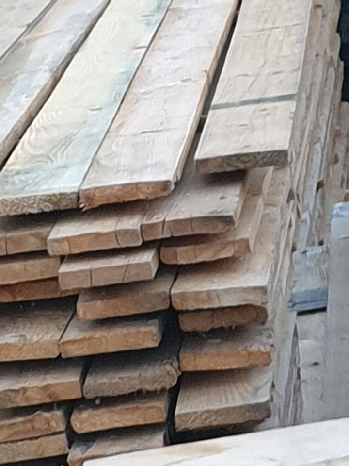 Bretter Holz Stärke 30mm, versch Längen; Preis pro Quadratmeter in