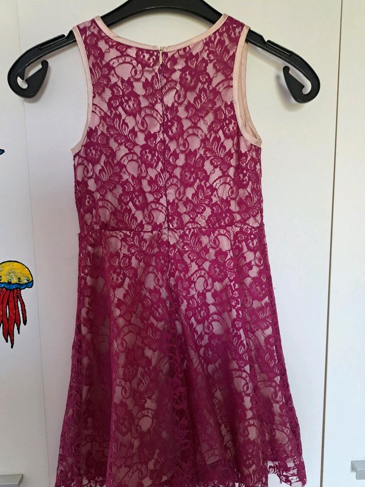 Mädchen Kleid in Diekholzen