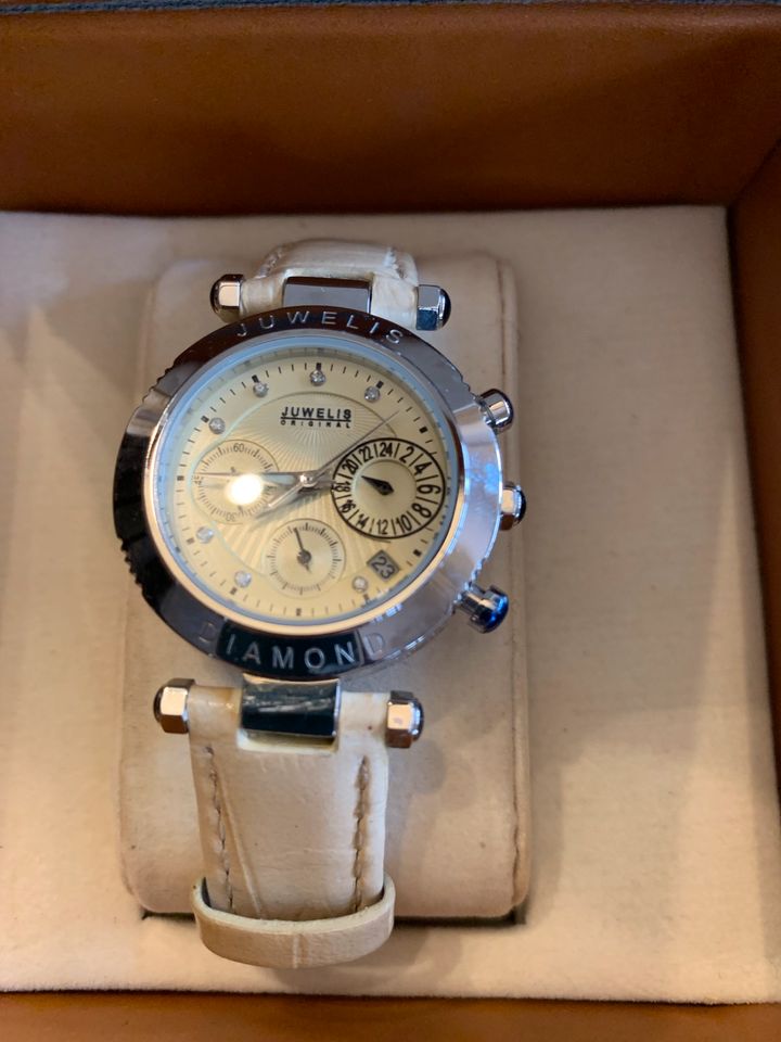 Juwelis Selina Diamond Damen Chronograph Edelstahl Uhr in Niedersachsen -  Bendestorf | eBay Kleinanzeigen ist jetzt Kleinanzeigen