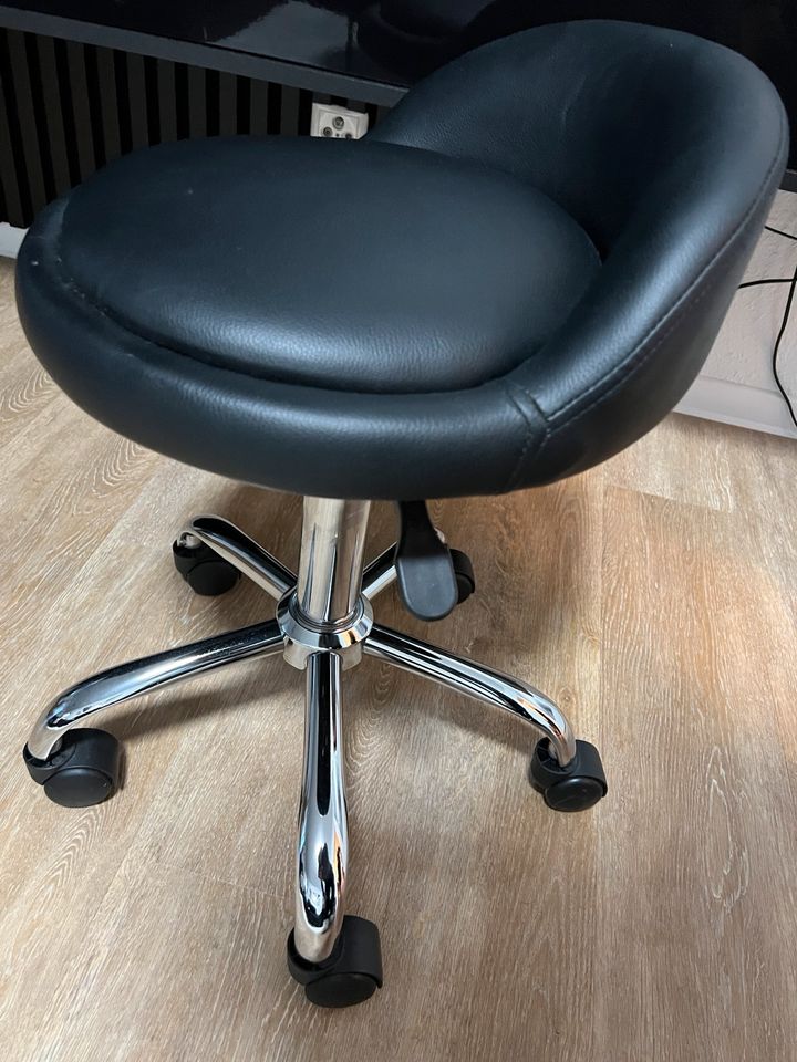 Kosmetik Stuhl/ Büro Stuhl in Dresden