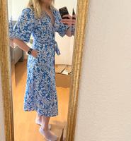 Zara Midikleid Sommerkleid Blau Weiß Leinen Gr. M (S) Niedersachsen - Adendorf Vorschau