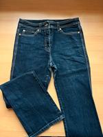 Dunkelblaue Escada Schlaghose/Jeans Gr.34 Damen Bayern - Augsburg Vorschau