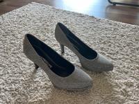 Pumps Tamaris 37 Silber Glitzer Saarland - Freisen Vorschau