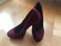 Auberginefarbene High Heels von Görtz17 Bayern - Unterhaching Vorschau