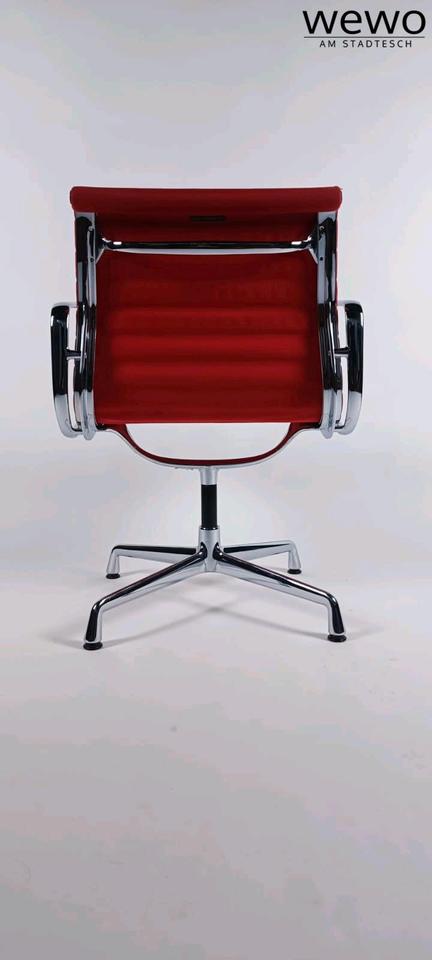 Vitra Charles Eames EA 108 Chair Hopsack drehbar Chrom rot in Schüttorf