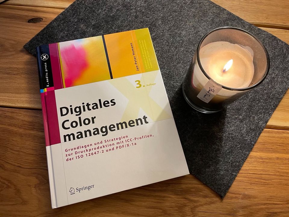 Buch: digitales Colormanagement neu in Scheggerott