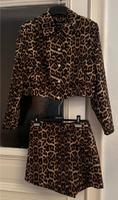 Damenjacke und Shorts | AMISU Berlin - Charlottenburg Vorschau