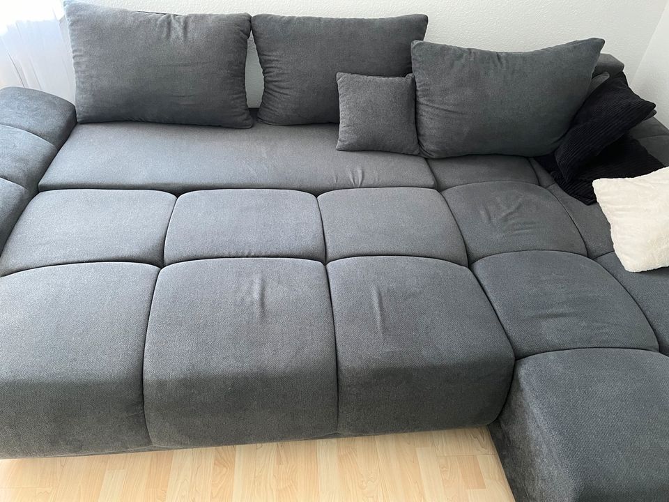 Schlafsofa mit Bettkasten in Weil der Stadt