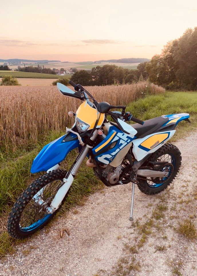 Husaberg fe 350 2014 in Mallersdorf-Pfaffenberg