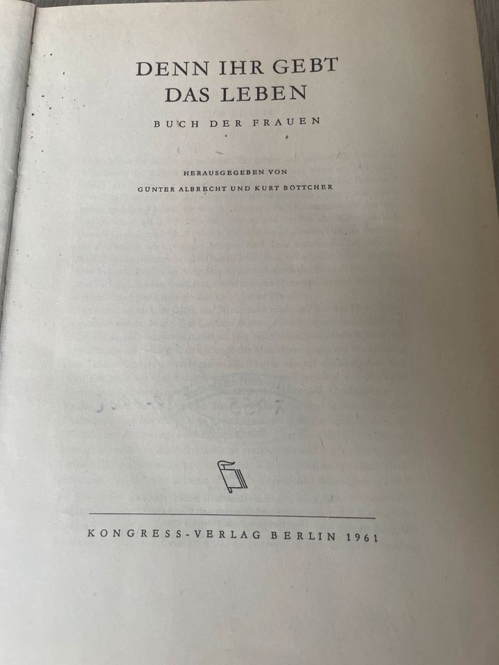 1961 Denn ihr gebt das Leben - Buch der Frauen in Plauen
