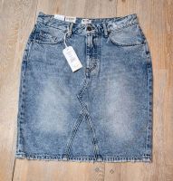 MUSTANG Jeansrock midi Skirt Used Look, Gr. 28, NEU Bayern - Haldenwang i. Allgäu Vorschau