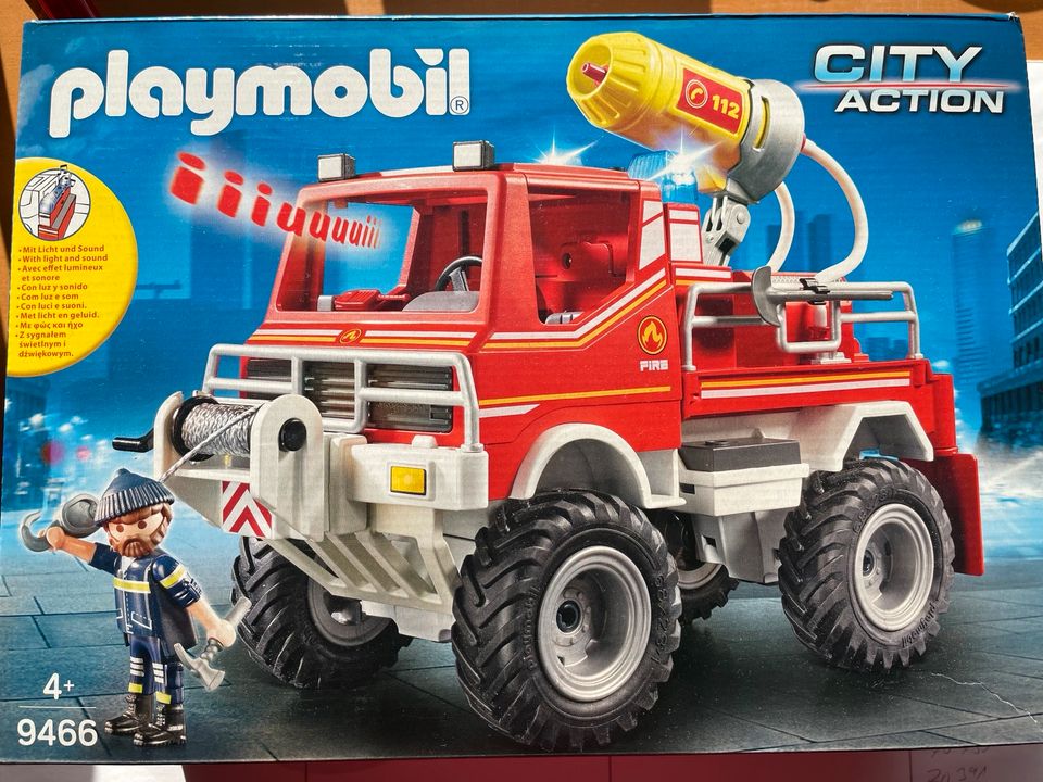 PLAYMOBIL City Action  Feuerwehr-Truck in Kalletal