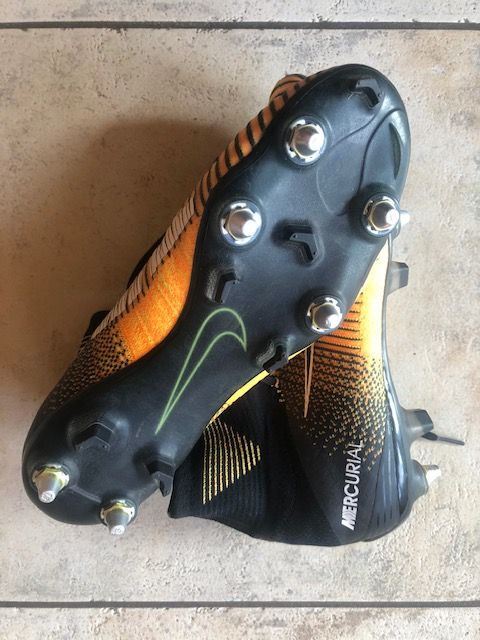 Nike Mercurial Fußballschuhe - Schraubstollen - Größe 44 in Obrigheim