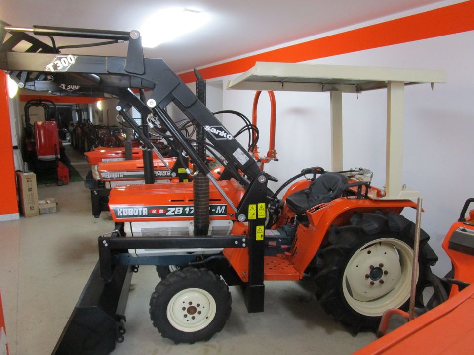 KUBOTA B1702DT Allrad Traktor Schlepper Frontlader Hoflader in Bad Langensalza