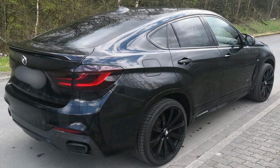 BMW X6 F16 3.0DX SAC M-PAKET in Werdohl