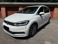 VW Touran 2.0 TDI Highline Blue Motion SCR ACC LED Hamburg-Mitte - Hamburg Hamm Vorschau