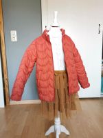 POMPdeLUX leichte Steppjacke 12€, Rock 15€, Bluse 15€ 122 / 128 Schleswig-Holstein - Flensburg Vorschau