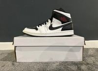 Jordan 1 Mid Reverse Black Toe (W) 44,5 Nordrhein-Westfalen - Wesseling Vorschau