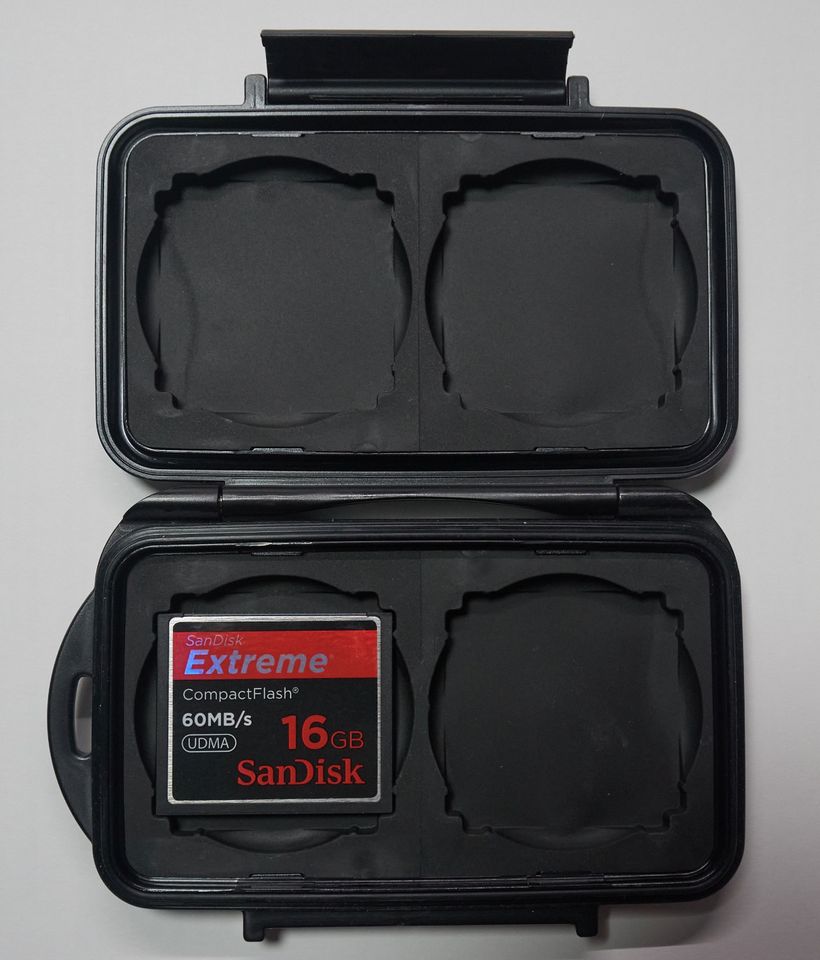 Pelican CompactFlash Case für 4 CF Karten in Horgau