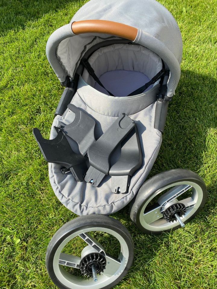 Kinderwagen + Buggy MUTSY Evo Farbe: hellgrau Kombikinderwagen in Leegebruch