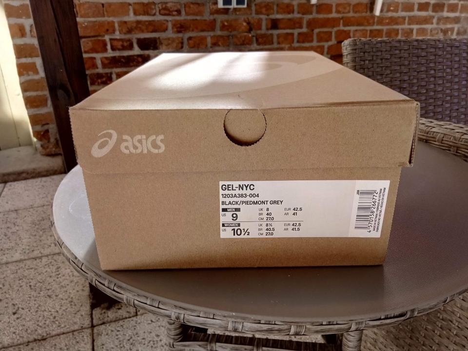 Asics gel NYC Größe US9  EUR 42,5  NEU black / piedmont grey in Gardelegen  