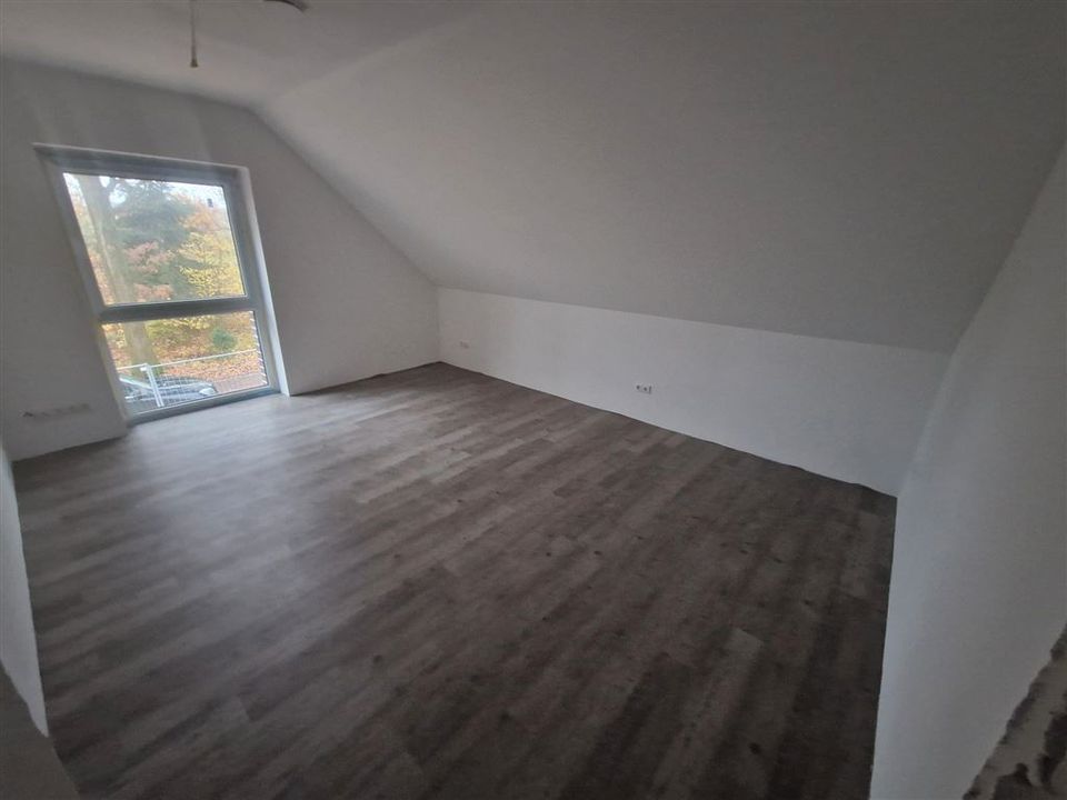 Mieten oder Kaufen / Neue Doppelhaushälfte (5 Zimmer) auf rund 400m² Grundstück je DHH in Quickborn