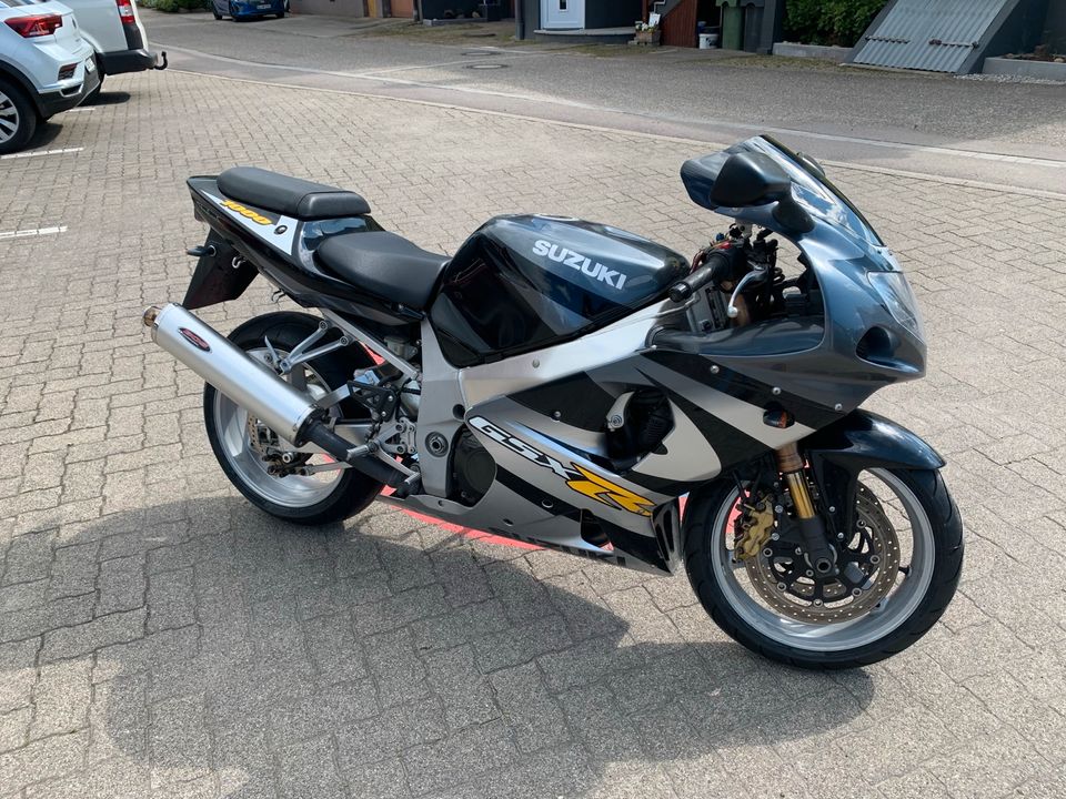 ❗️UPDATE‼️ Suzuki GSXR 1000 K2 Bj. 2001 in Durbach