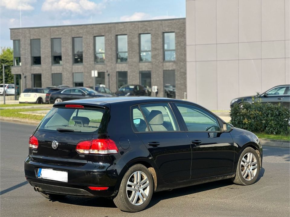 Volkswagen Golf VI Comfortline * TÜV BIS NOVEMBER 2025 * in Jülich