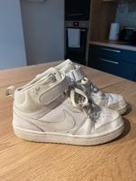 Sneaker Nike, Größe 36,5 Niedersachsen - Bösel Vorschau
