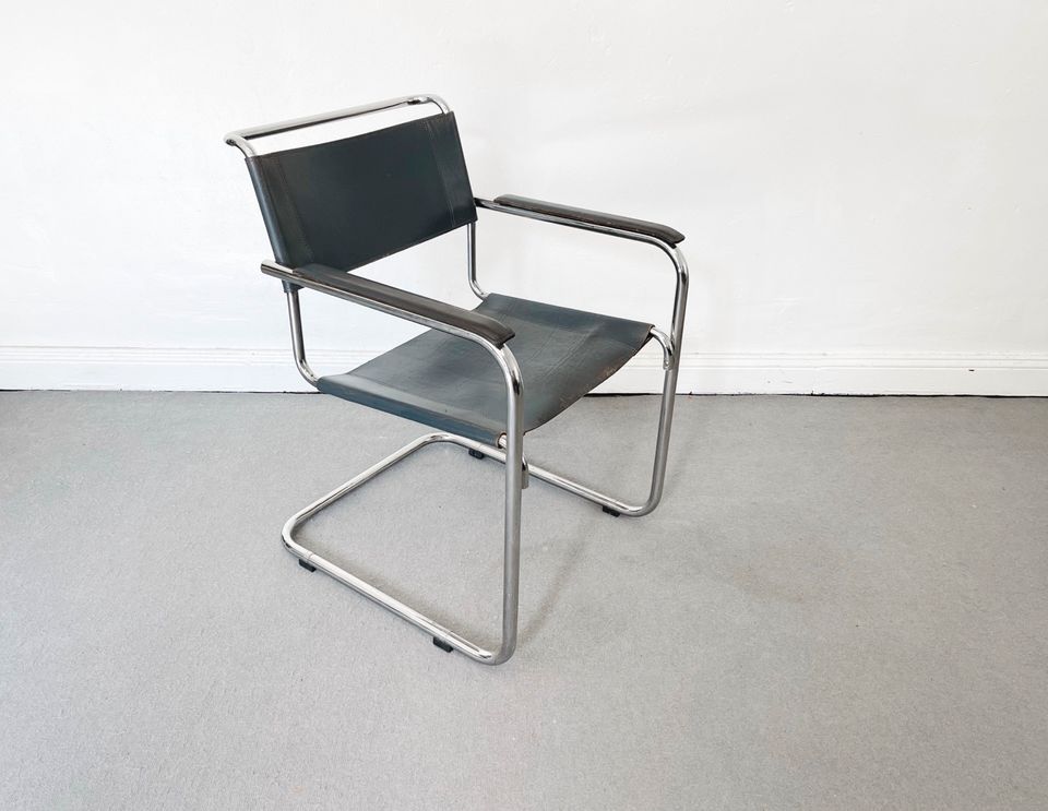 1/1 Blau Thonet S34 Mart Stam Leder Freischwinger Stuhl Chair in Berlin