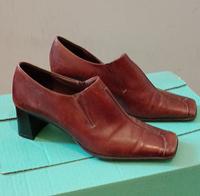 Damen Leder Schuhe Pumps Venturini braun Gr 40 Pankow - Prenzlauer Berg Vorschau