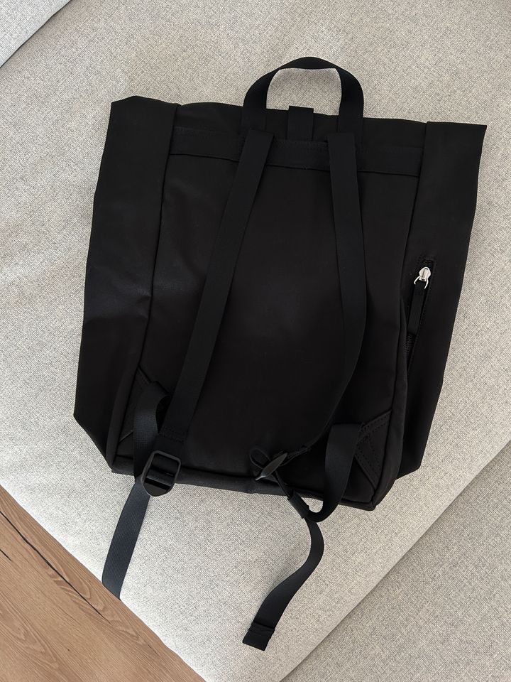 Sandqvist Rucksack schwarz, komplett neu in Bamberg