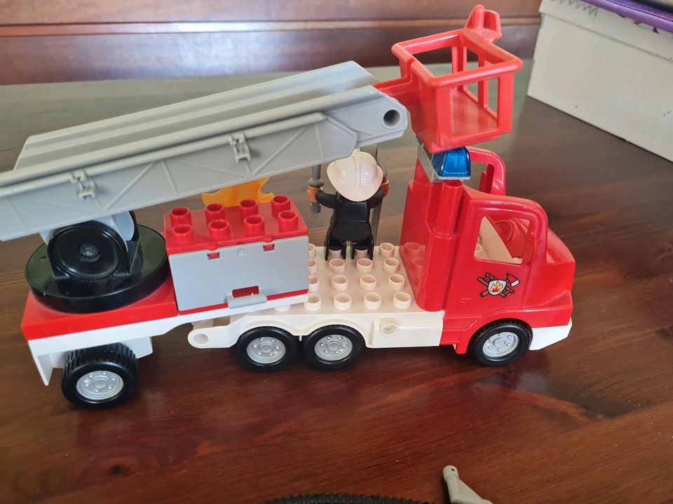 Lego Duplo Feuerwehr Minifigur in Kiel