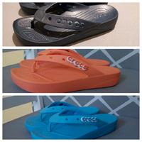 Crocs Flipflops Gr.36/37 NEU Zehentrenner Niedersachsen - Nordhorn Vorschau