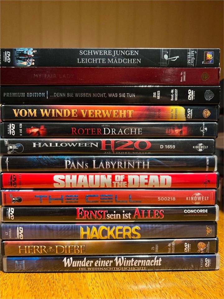 DVD und Blu-ray Disc - Serie und viele Filme in Berlin