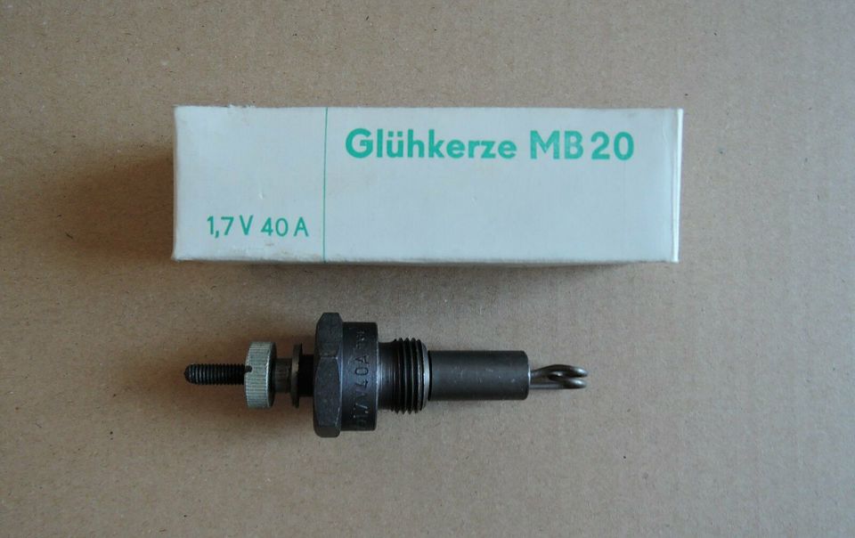 Glühkerze MB20 1,7V/40A Traktor Famulus RS14/30L RS1436L in Meiningen